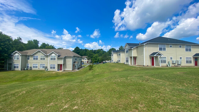 Building Photo - West Club Apartments