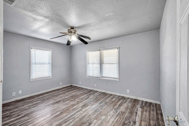 Building Photo - 3519 N Northstar Ave