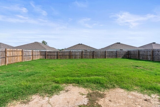 Building Photo - 10313 Brandi Kay Dr