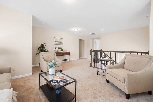 Building Photo - Beautiful Five Bedroom Home in Indian Trail!