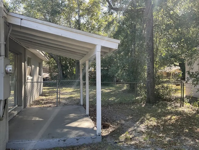 Building Photo - 4915 Donnybrook Ave