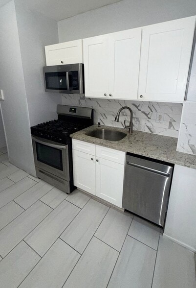 Building Photo - Glenwood Arms