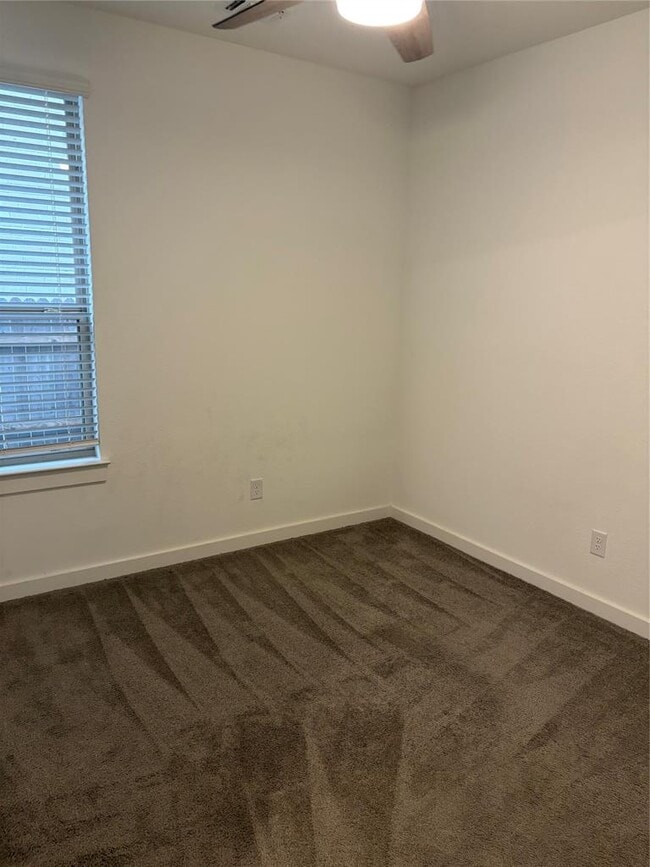 Building Photo - 200 Dycus Bnd