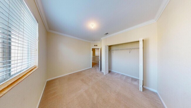 Building Photo - 1007 Grove Park Cir