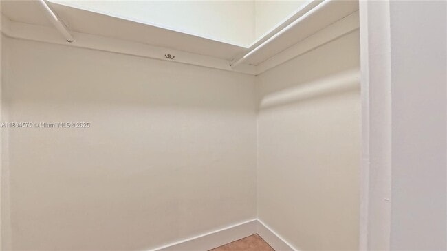 Building Photo - 1720 Funston St