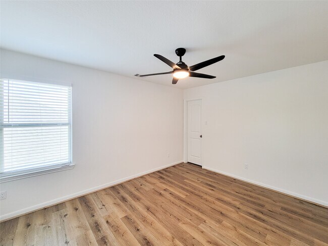 Building Photo - 2814 Bay Springs View
