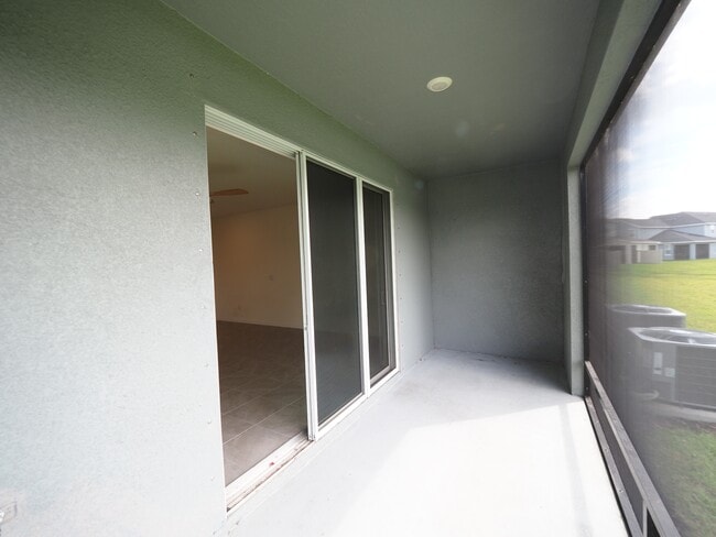 Building Photo - 1738 Woodleaf Hammock Ct