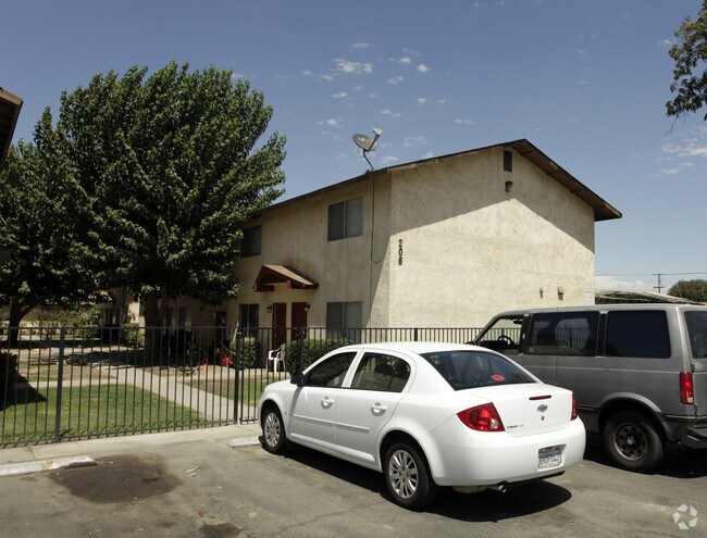 Building Photo - 206 McCord Ave