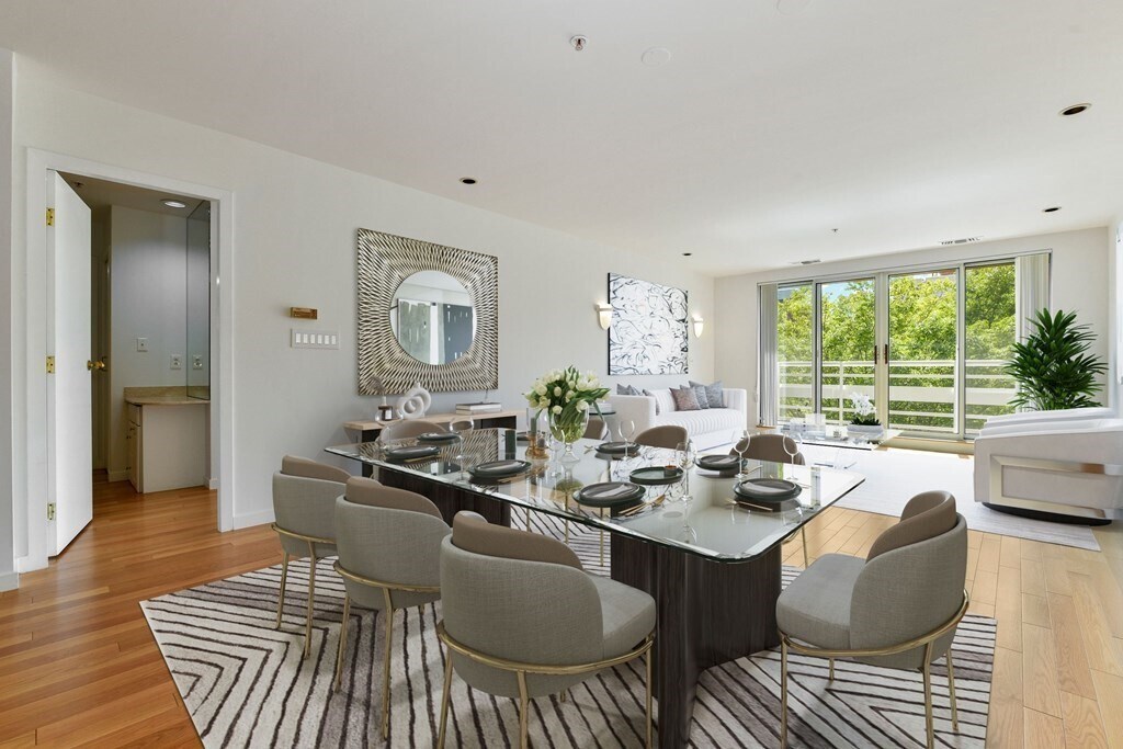 Building Photo - 6 Canal Park