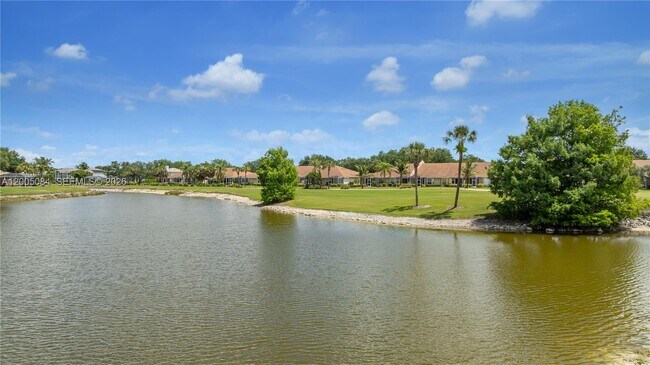 Building Photo - 1896 Crestview Way