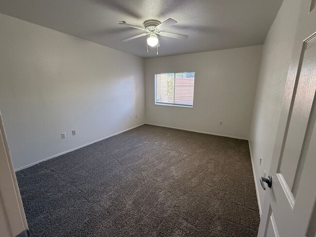 Building Photo - Downtown Gilbert- 1 bedroom condo $500.00 off 1st month rent!