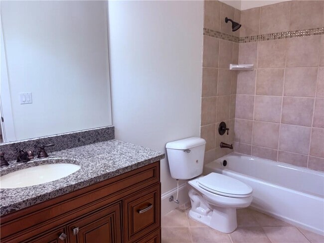 Building Photo - 2617 Canterbury Trail