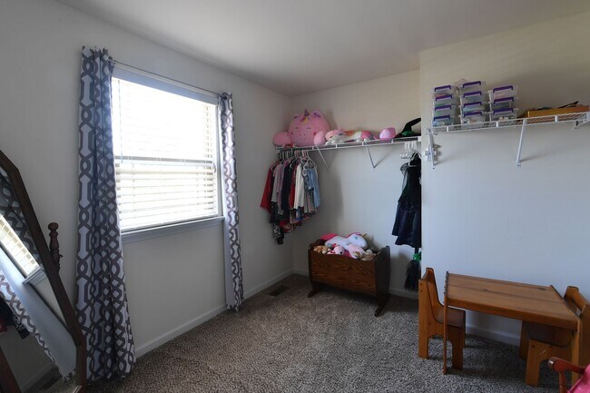 Building Photo - 72 Kimball Grove Ct