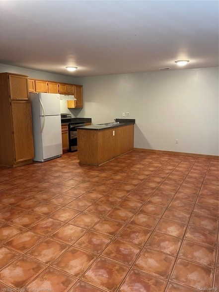 Building Photo - 24002 Wedgewood Cir