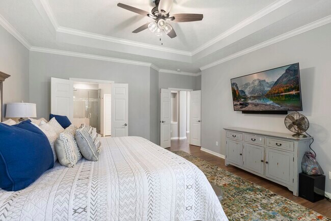 Building Photo - 10 Scenic Mill Pl