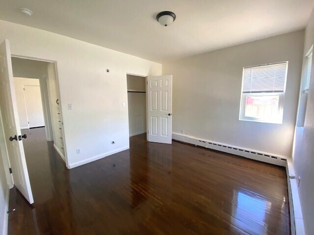 Building Photo - 343 W Sussex Ave