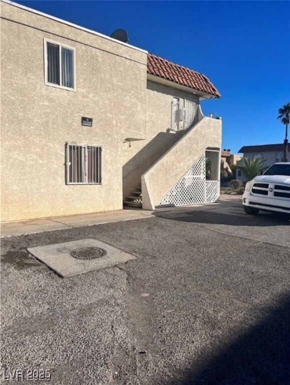 Building Photo - 1364 Pattee Cir