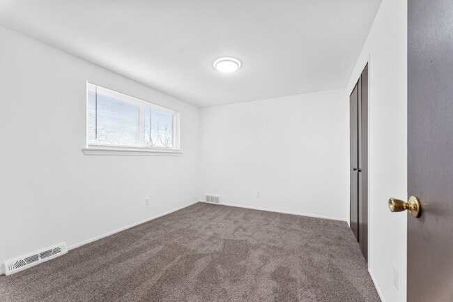 Building Photo - 1505/1509 Electric Ave. - 1509