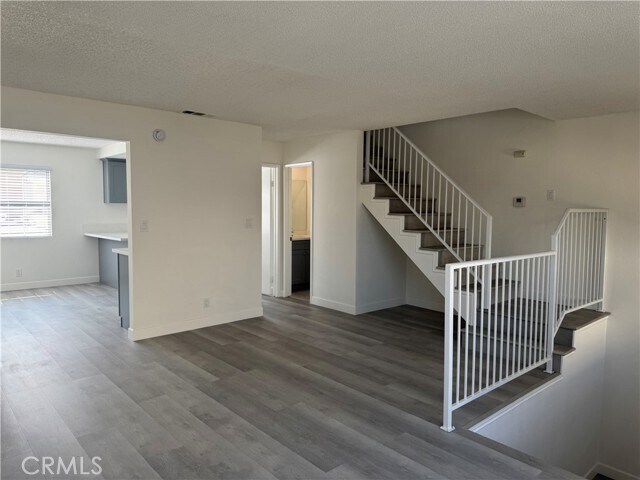 Building Photo - 5704 Sultana Ave