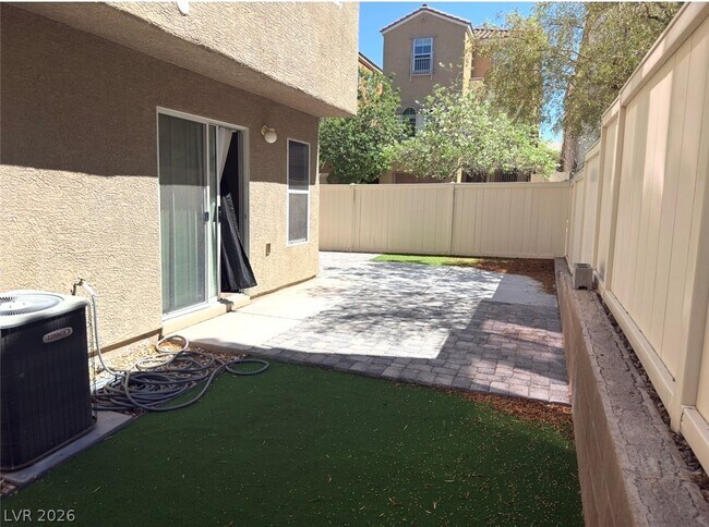 Building Photo - 10569 Longoria Garden St