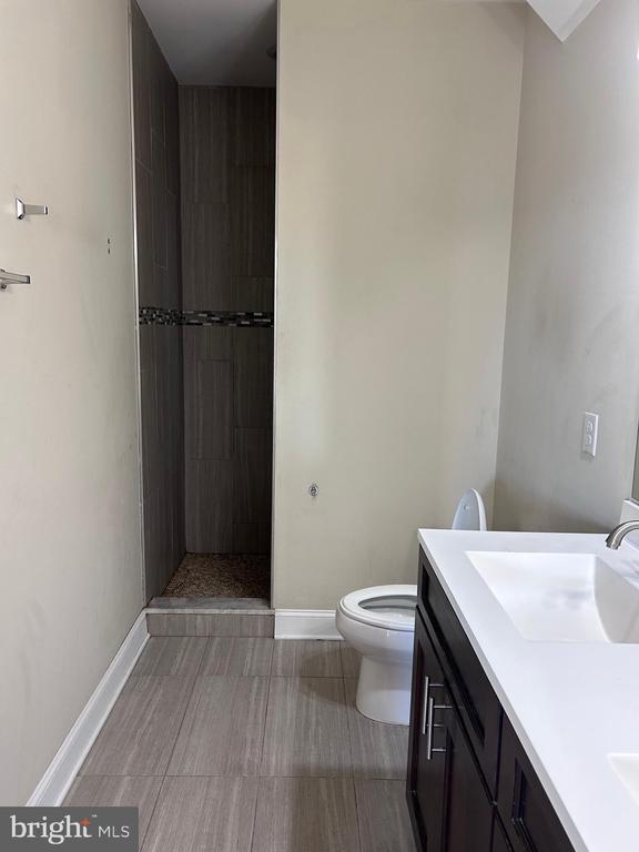 Building Photo - 1400-14 S Darien St