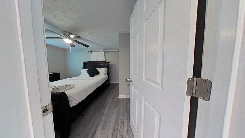 Building Photo - 445 Ames St