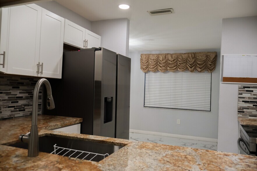 Building Photo - 5266 Gate Lake Rd