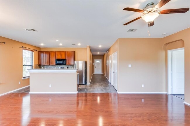 Building Photo - 1029 Brighton Pl