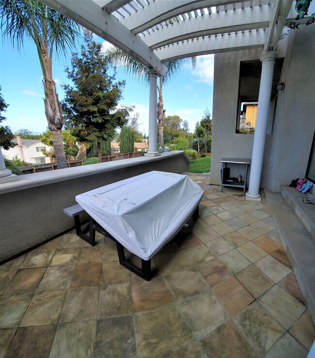 Building Photo - 48173 Alta Vista Terrace