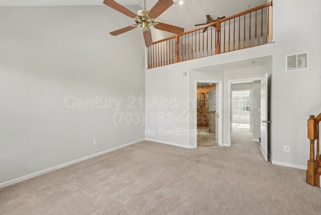 Building Photo - 716 Scarburgh Way