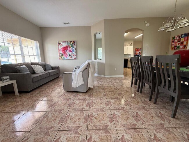Building Photo - 2526 Jasmine Trace Dr