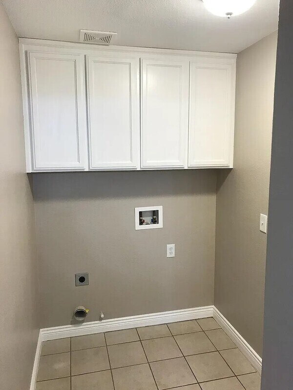 Building Photo - 1055 Vermont Ave