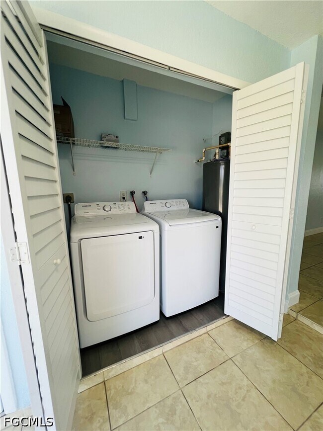 Building Photo - 1406 SE 2nd Pl