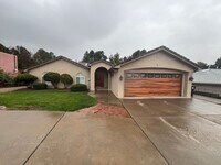 Building Photo - Executive Rental