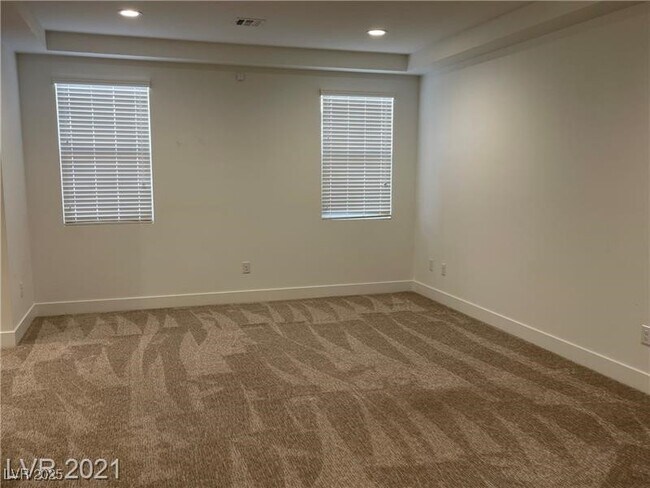 Building Photo - 6632 Rashelda Ct