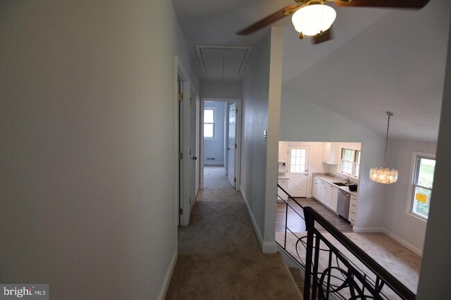 Building Photo - 217 Limestone Ln