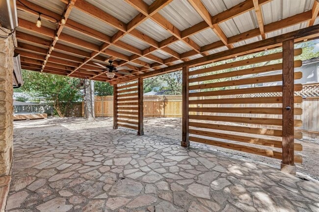Building Photo - 1804 Stagecoach Trail