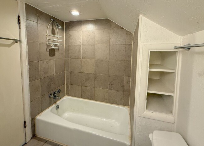 Building Photo - 2341 NW 37th St