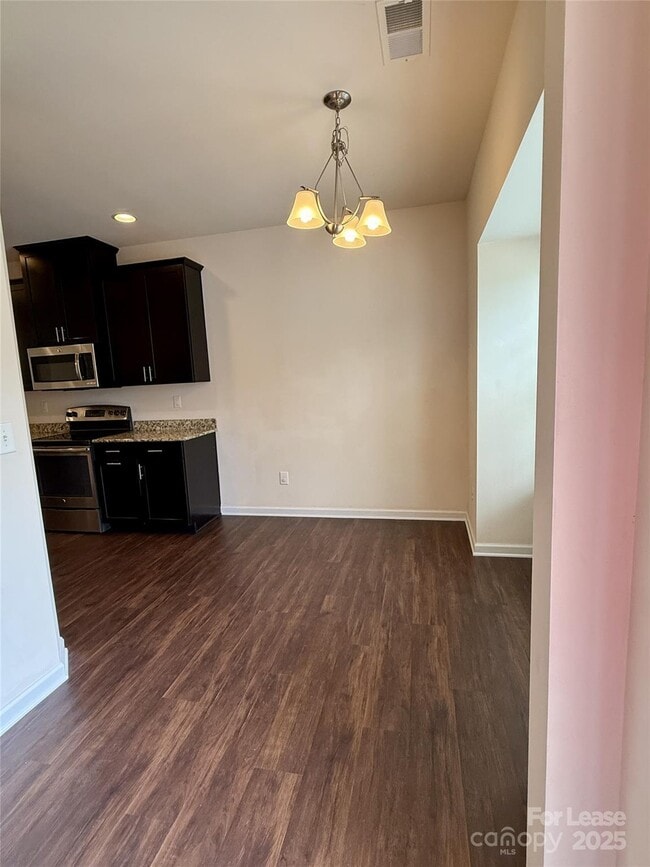 Building Photo - 9516 Birkwood Ct