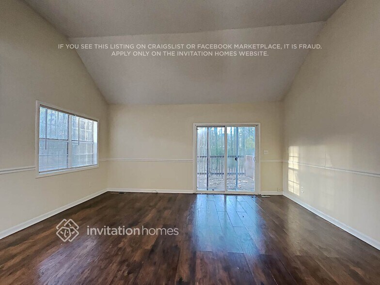 Building Photo - 235 Township Dr