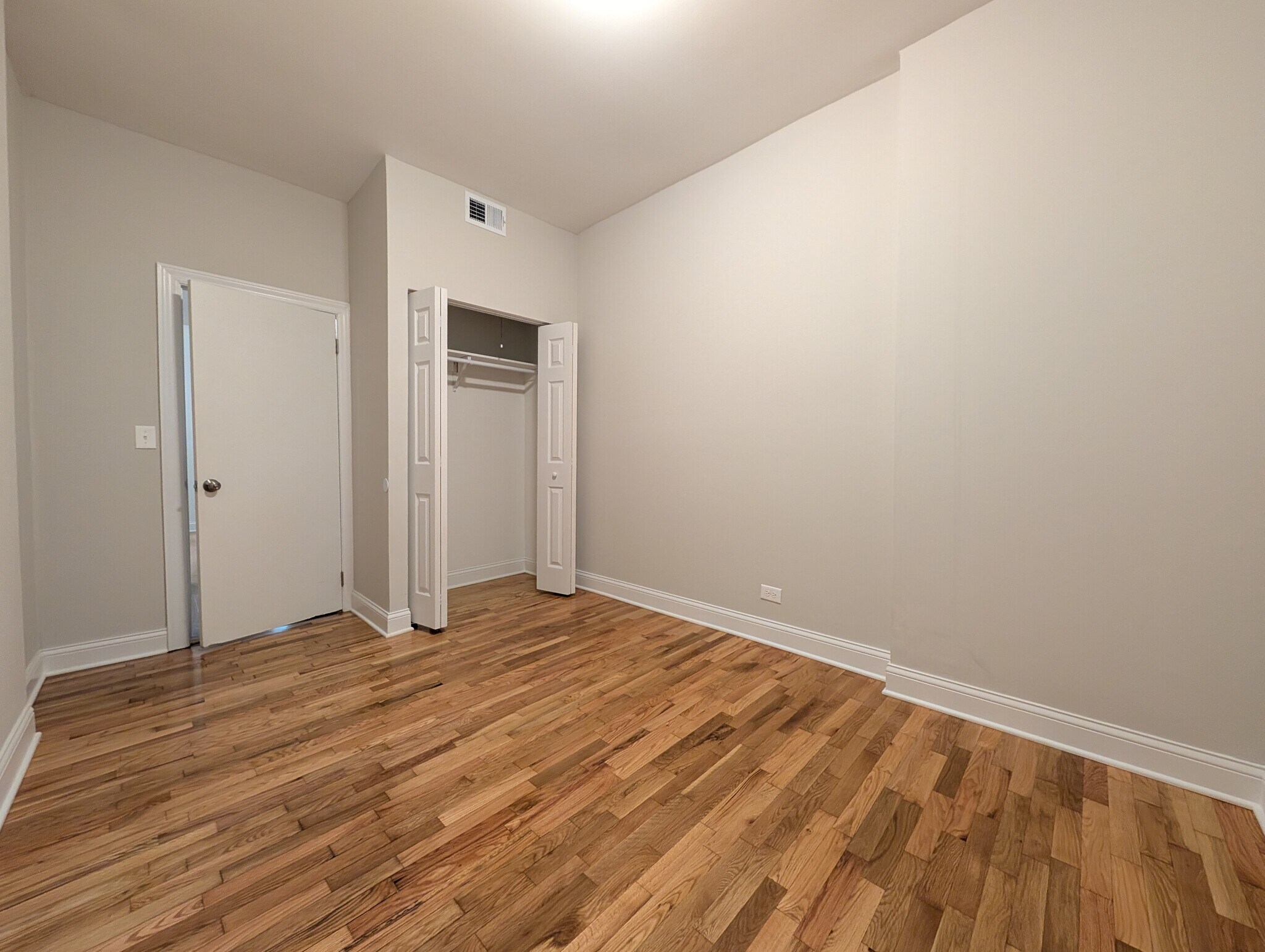 Building Photo - 2323 N Kedzie Blvd