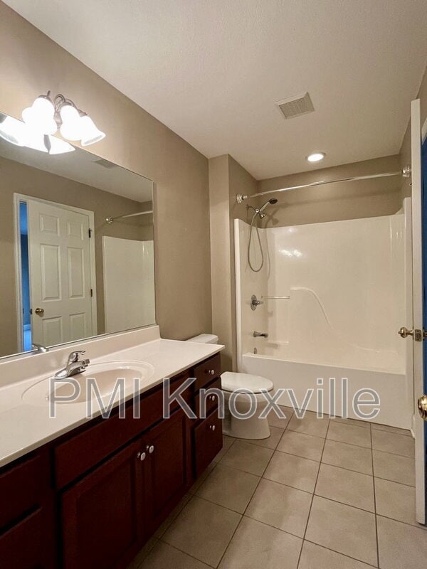 Building Photo - 4601 Ivy Rose Dr