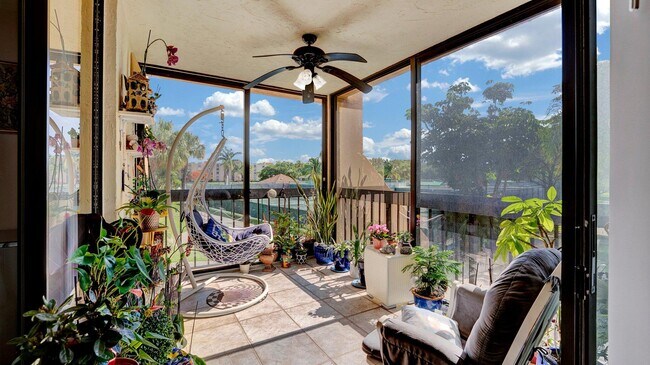 Building Photo - 955 Dotterel Rd