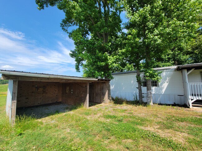 Building Photo - 3114 Dairyland Rd