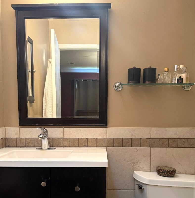 Building Photo - 341 Avenida Pinos