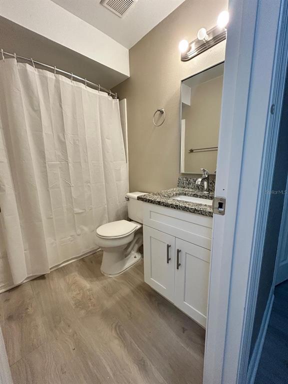 Building Photo - 3941 Wingward Ave