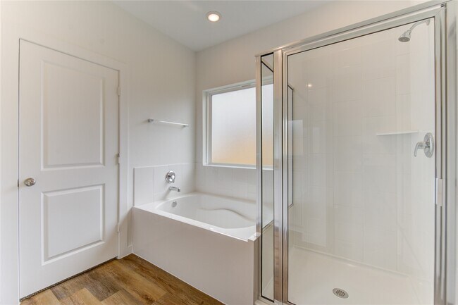 Building Photo - 9043 Rose Water Trl