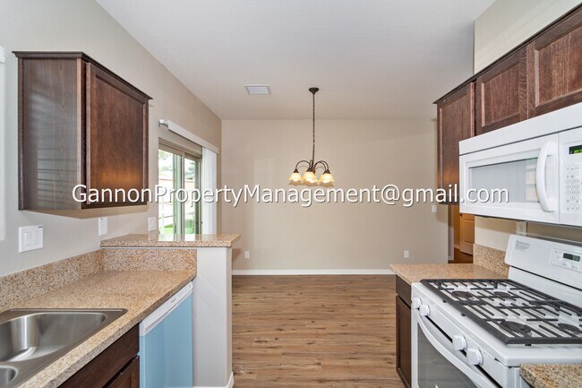 Building Photo - 4734 N Ocotillo Dr