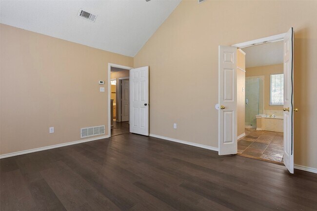 Building Photo - 7605 Bryce Canyon Dr W