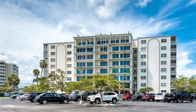 Building Photo - 1 Bluebill Ave